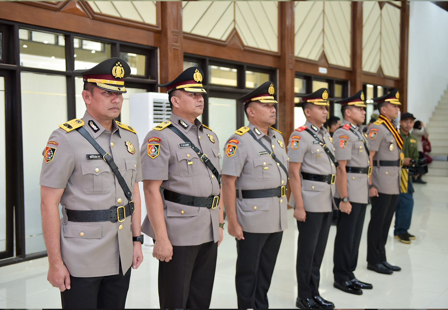 Simulasi Kepemimpinan