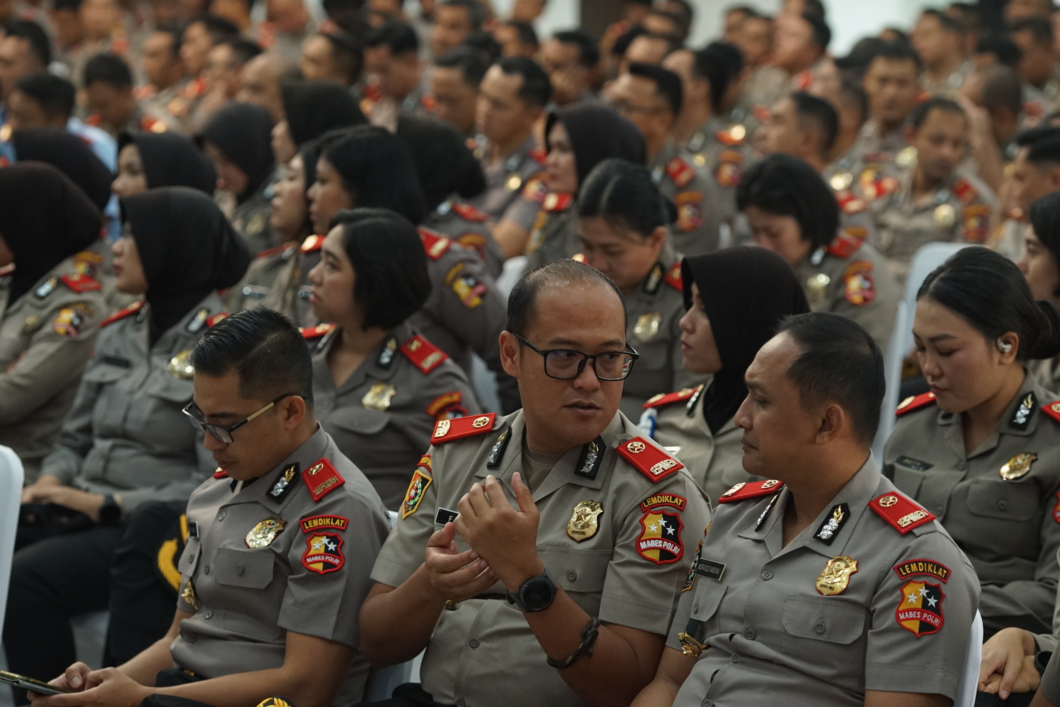 Simulasi Kepemimpinan