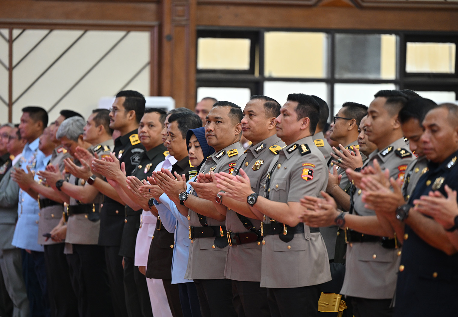 Simulasi Kepemimpinan