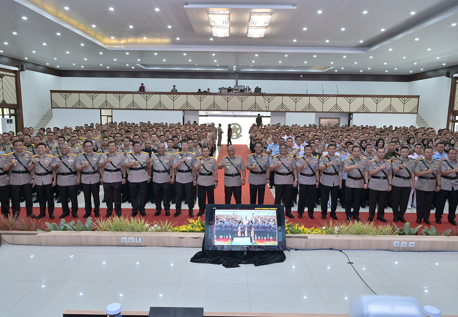 Simulasi Kepemimpinan