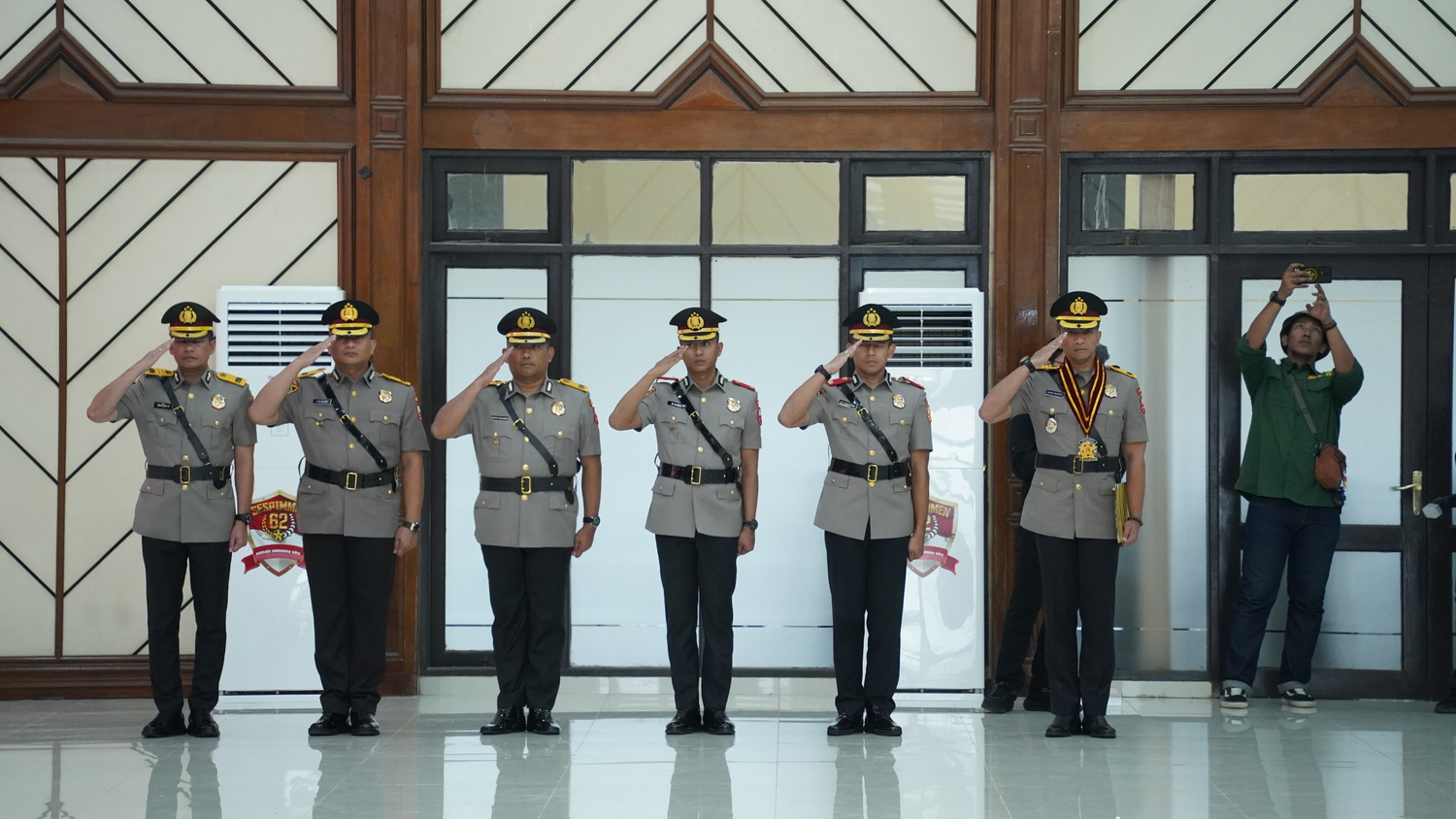 Simulasi Kepemimpinan