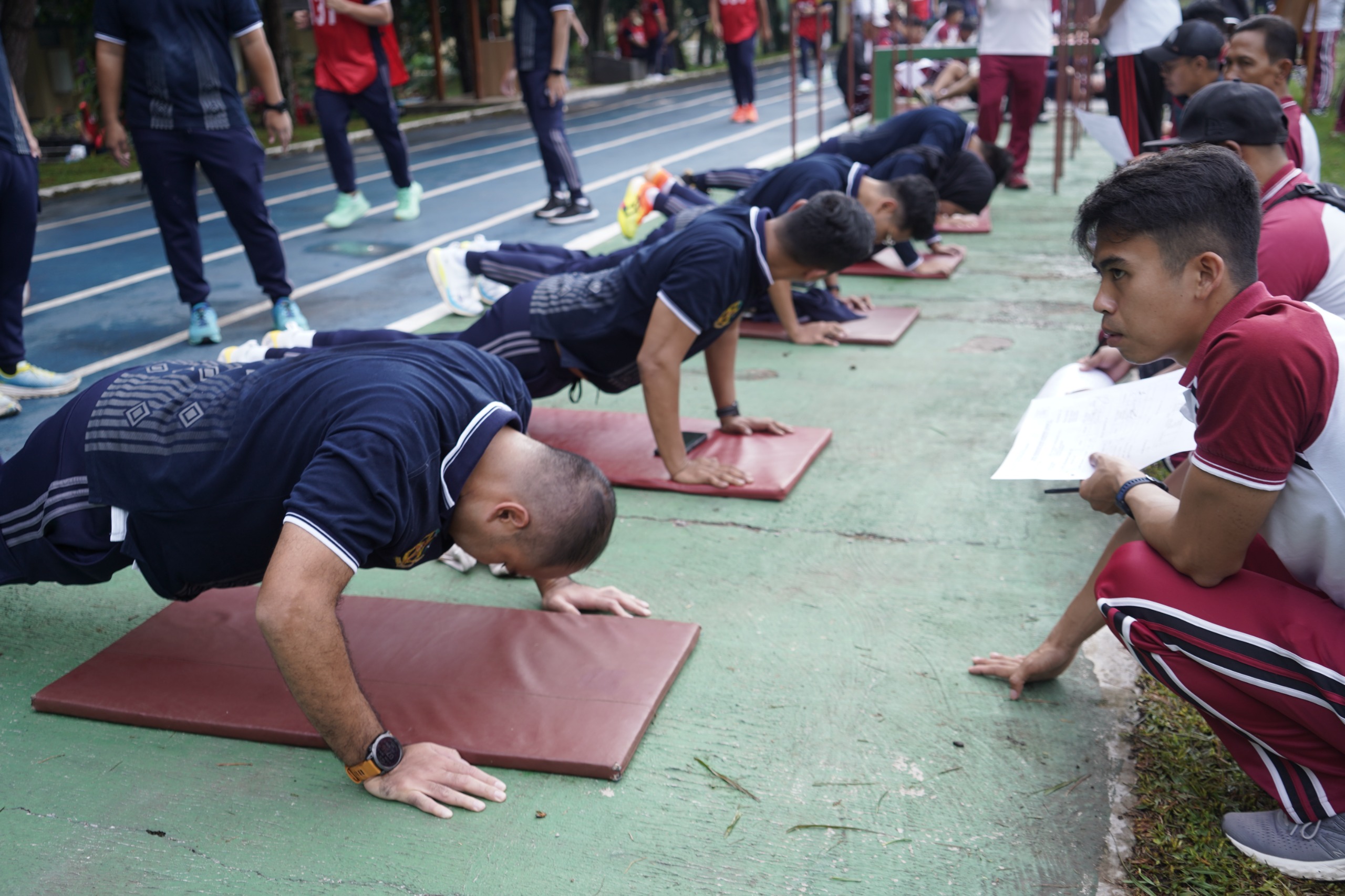 Simulasi Kepemimpinan