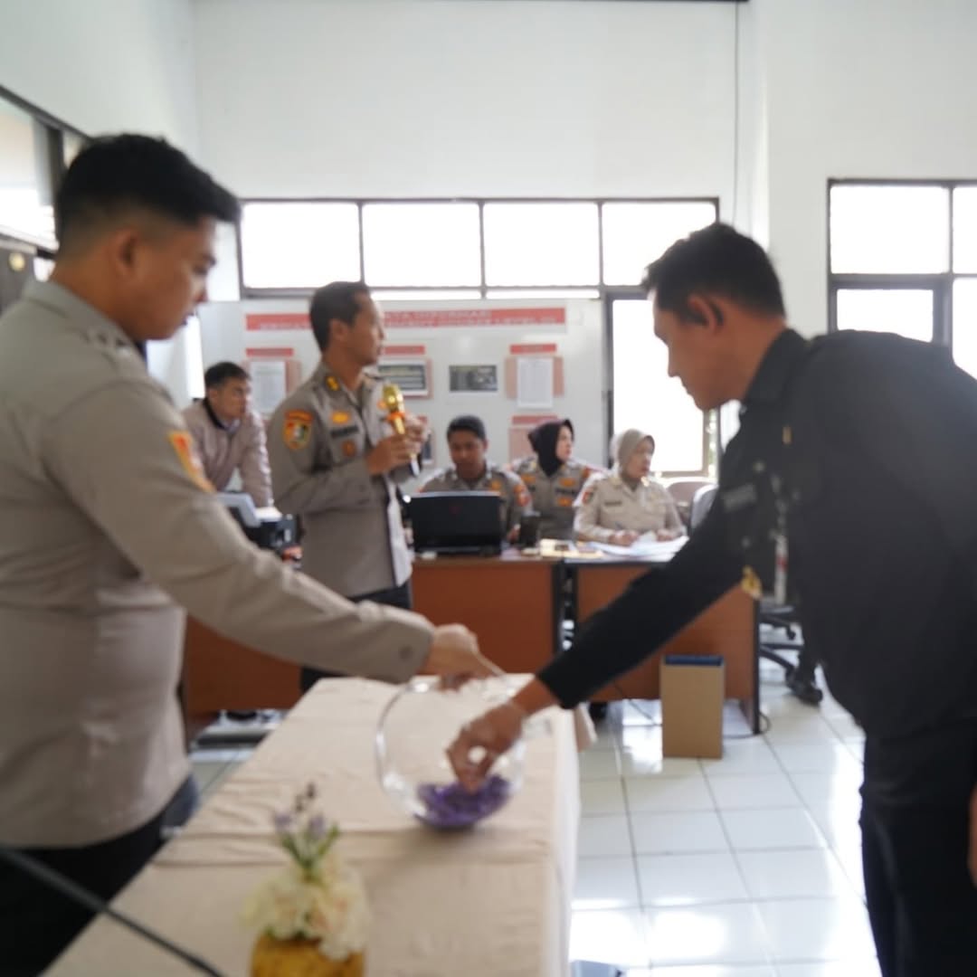 Simulasi Kepemimpinan