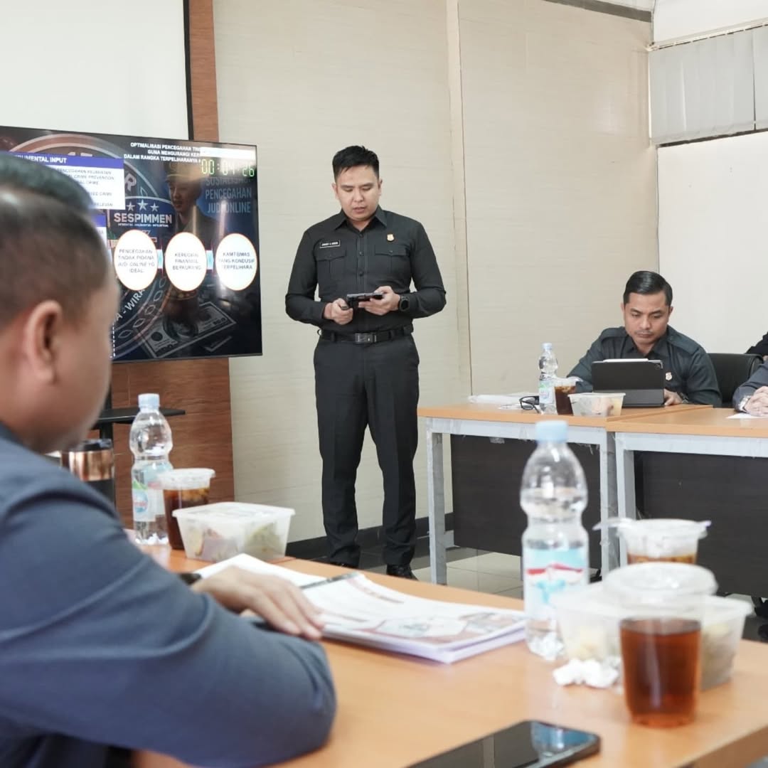 Simulasi Kepemimpinan